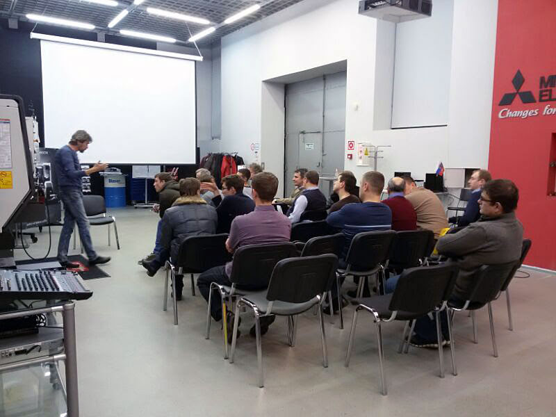 Технологии в движении: механообработка, обучение для опытных (Москва, 7–8.12.2015)