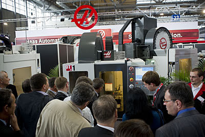 Серлильно-резьбонарезной станок Haas DT-1