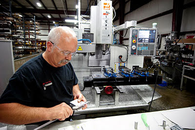 Станки Haas в компании 80/20