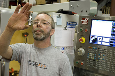 Компания Shires использует станки с ЧПУ Haas для изготовления деталей