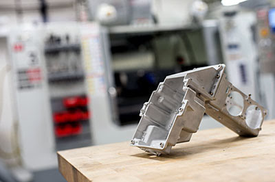 Компонент (сборка из трех деталей), изготовленный с помощью станков Haas