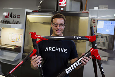 Мартин Кэнзиг (Martin Känzig), директор по производству компании BMC