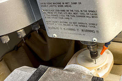 Обработка детали на станке Haas