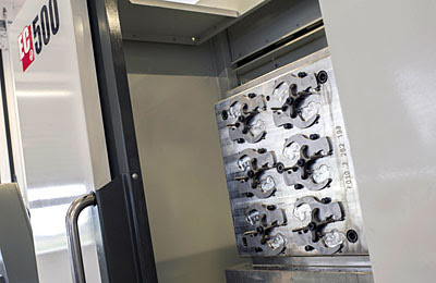 Cекаторы Felco производятся на станках Haas