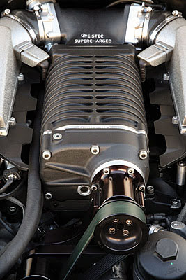 Нагнетатель Weistec, устанавливаемый к двигателю AMG объемом 6,2 литра