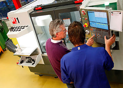 Вертикально-фрезерный станок с ЧПУ Haas VF-1