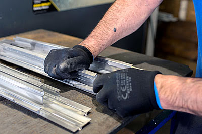 Компания Alluminio Sammarinese специализируется на производстве и проектировании профилей