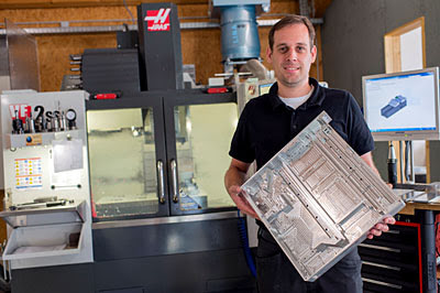 Йохен Шумахер (Jochen Schumacher), соучредитель субподрядной мастерской по механообработке компании Metallmanufaktur GmbH из г. Орзинген-Ненцинген, Германия 