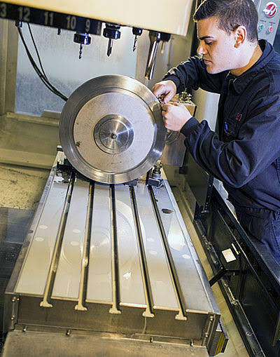 Компания BIT специализируется на небольших партиях сложных деталей из труднообрабатываемых материалов