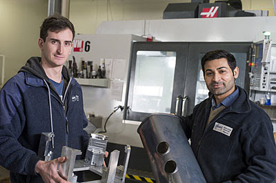 Андреа Белтрамо (Andrea Beltramo) и Кхалид Махмуд (Khalid Mahmood)