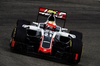 Болид команды Haas F1