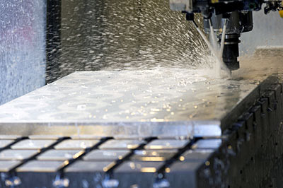 В производственном цеху компании HPF станки Haas работают по 15 часов в сутки 6 дней в неделю