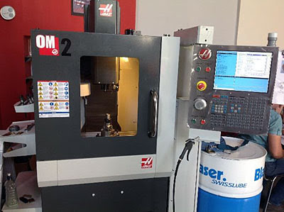 Обрабатывающий центр Haas OM-2A