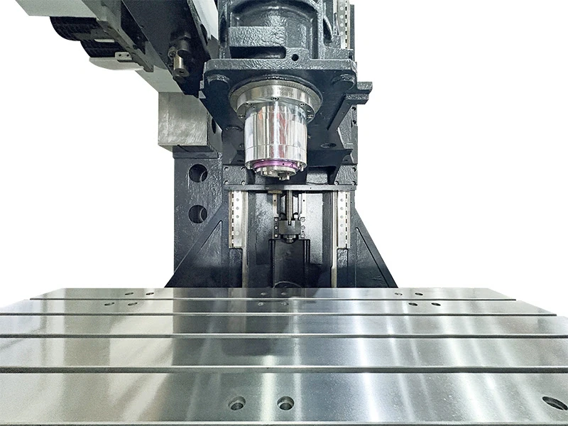 Фрезерный обрабатывающий центр с ЧПУ по металлу VF-5SM50, стол 1600х760 мм