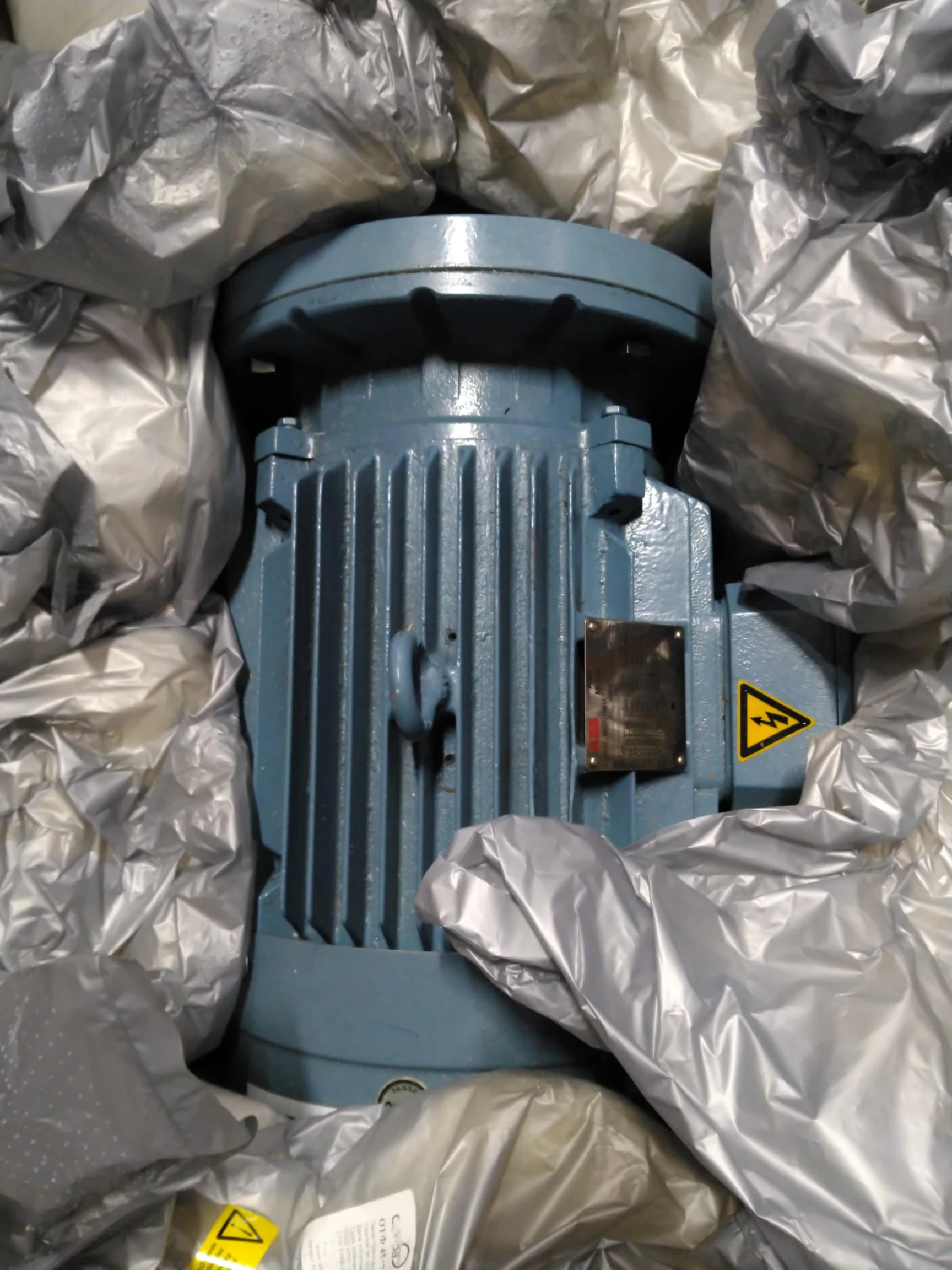 Электродвигатель для системы гидравлики для станков AMB 150 t