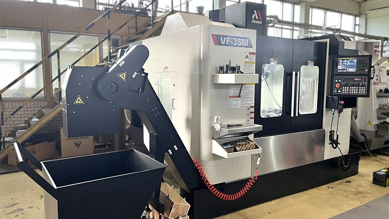 Фрезерный обрабатывающий центр по металлу VF-3SM c ЧПУ Fanuc, стол 1280х600 мм
