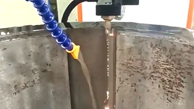 Вырезка полуметра стали: электроэрозионная точность станка BQ800