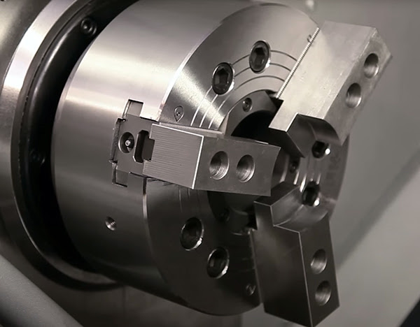 Трехкулачковый патрон с мягкими кулачками